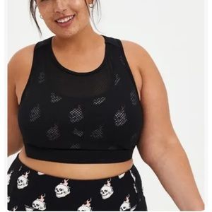 Torrid Sports Bra Black Skull Flames Mesh Overlay Racerback Size 1